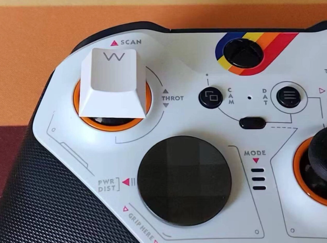 还有高手！《怪物猎人：荒野》再闹笑话：旋转W键